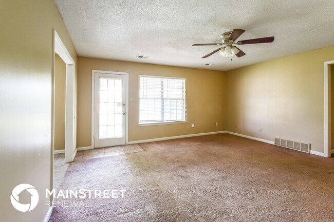 Foto del edificio - 7411 Paddock Cove