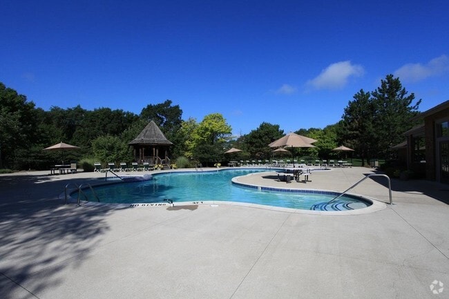 Building Photo - Oak Hill Apartments