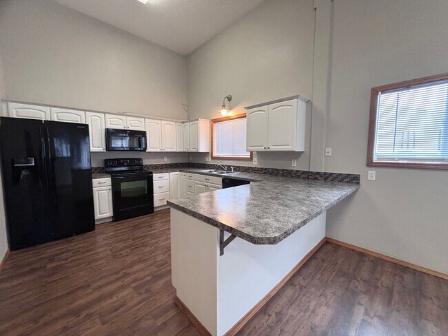 Foto del edificio - 1420 SE Township Rd