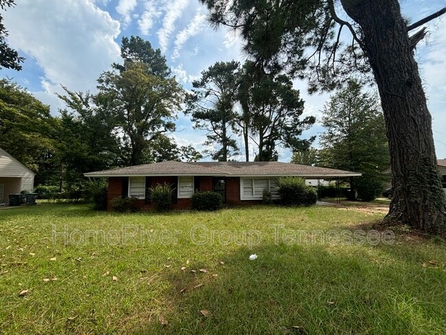 Building Photo - 307 Byron Dr