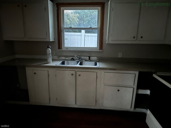 Foto del edificio - 2 br, 1 bath House - 1804 South Oakwood Av...
