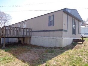 Building Photo - 1845 Evans Rd
