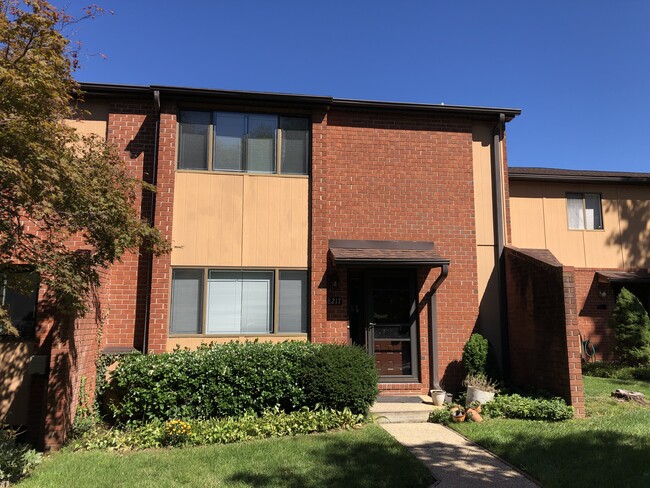 Foto del edificio - 8217 Ruxton Crossing Ct