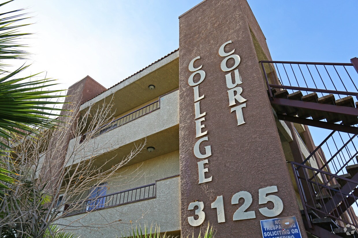Foto del edificio - College Court