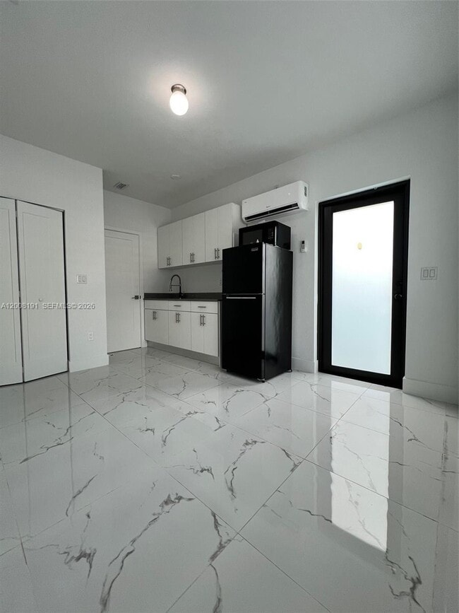 Building Photo - 20007 SW 122nd Ct