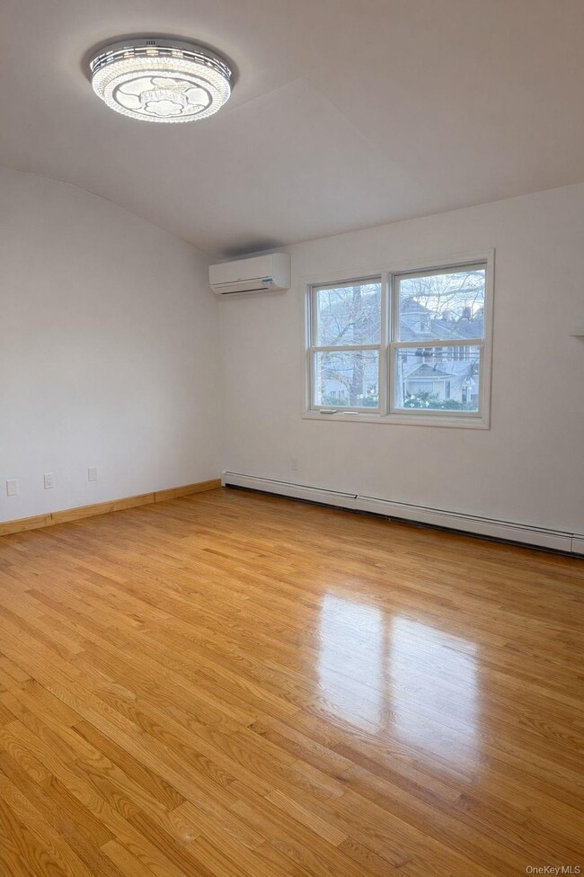 Foto del edificio - 214-27 38th Ave