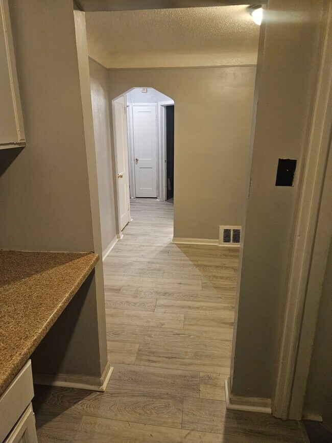 Foto del edificio - 3 Bedroom 1 Bath Ranch