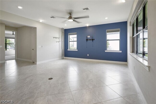 Foto del edificio - 11752 Bowes Cir