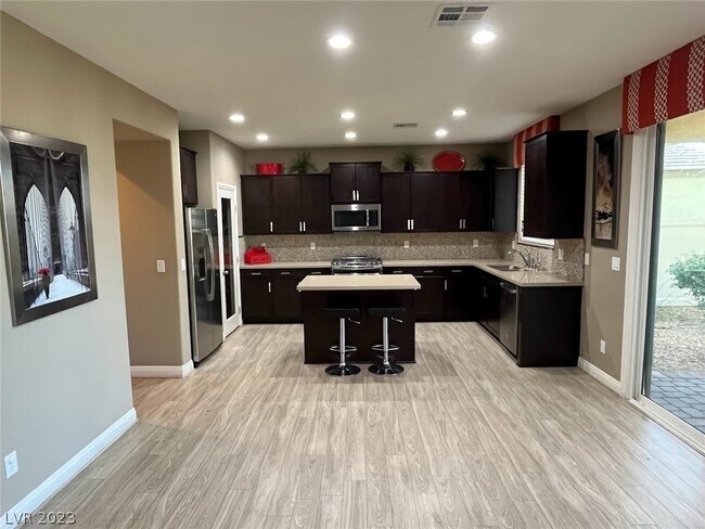 Foto del edificio - 7025 Solana Ridge Dr