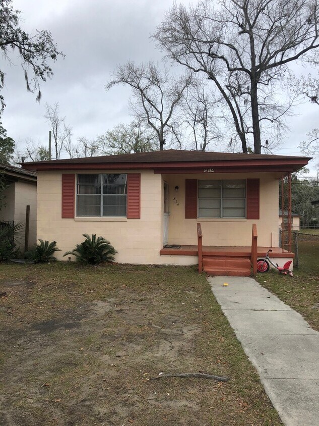 814 Sherman Ave, Savannah, GA 31405 House Rental in Savannah, GA