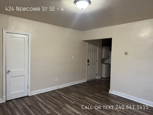 Photo - 424 Newcomb St SE-4 Apartment
