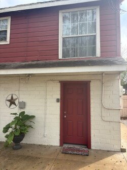 Foto principal - 1208 N Sylvania Ave