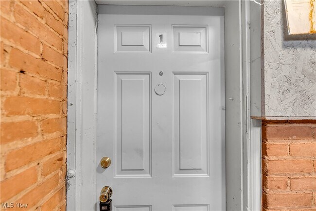 Foto del edificio - 13601 Othello Ave