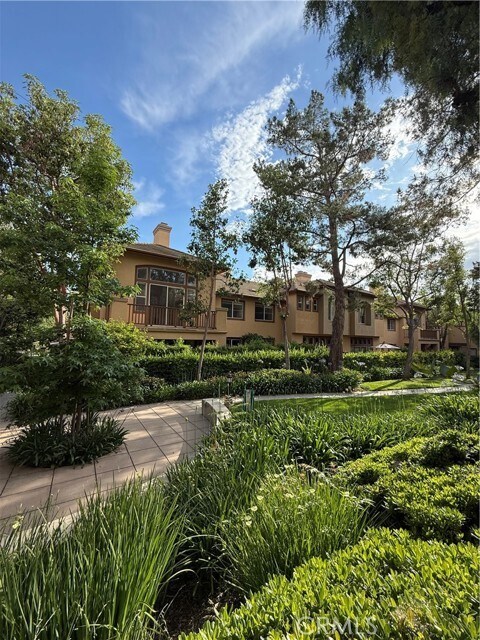 Foto del edificio - 2771 Dunstan Dr