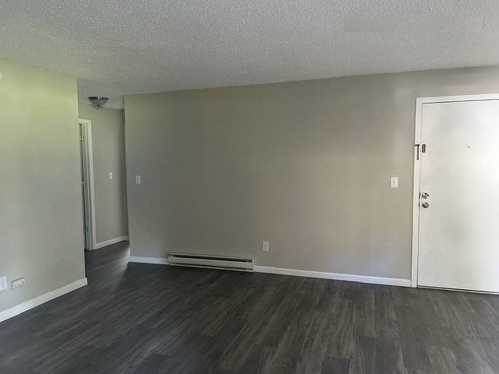 Foto del edificio - 92 Mesa Rd