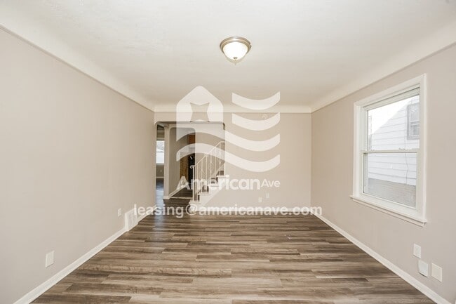 Building Photo - 4304 E 164th St