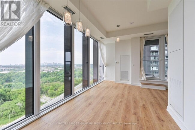 Building Photo - 5 Quarrington Ln