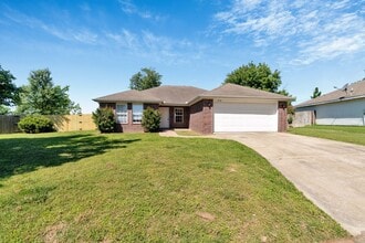 Building Photo - 6708 SW Shady Rd