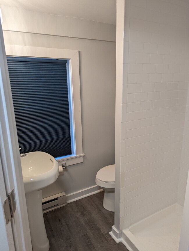 Main Floor Bath - 38 N Main St