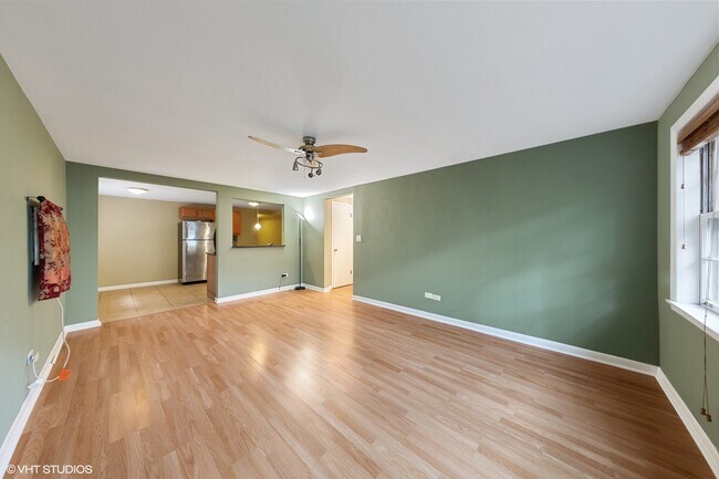 Building Photo - 4030 N Mozart St