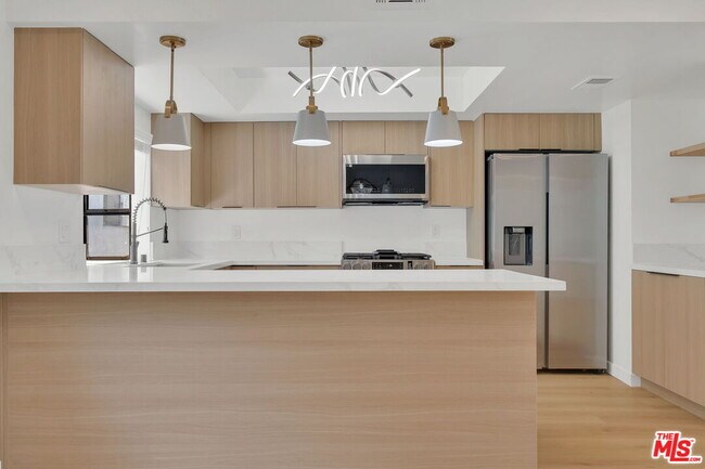 Foto del edificio - 529 N Market St