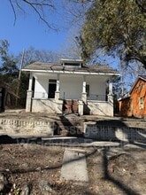 Building Photo - 2307 16th Ave