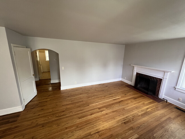 Living Room - 3314 Granby St