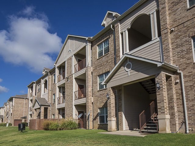 Towne Crossing Apartments In Mansfield