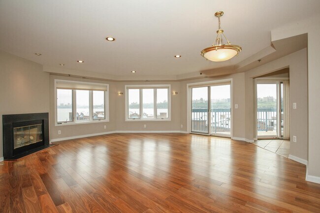 Foto del edificio - 602 Rutledge Ct