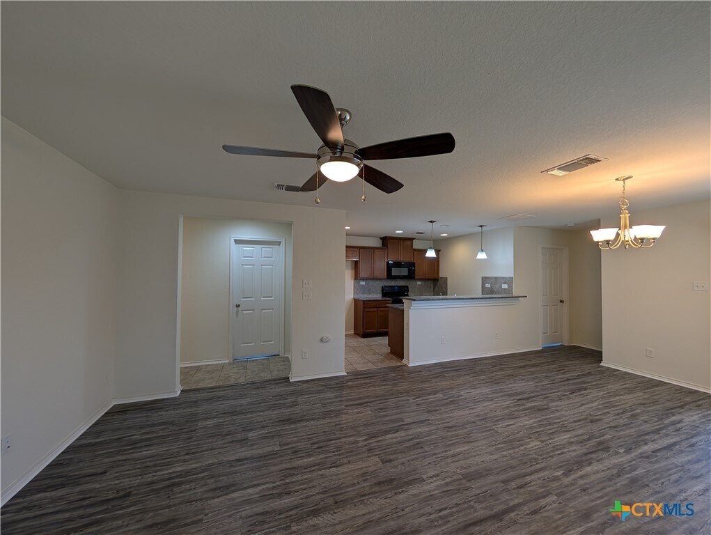 Foto principal - 2022 Shire Meadows