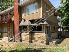 Building Photo - 708 S 6th Ave
