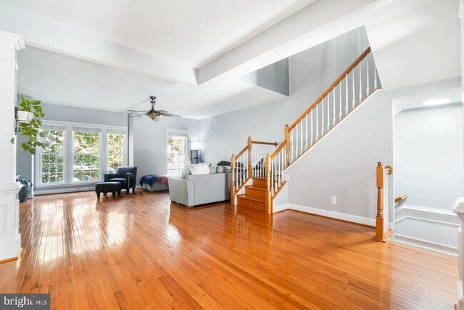 Foto del edificio - 14899 Potomac Branch Dr