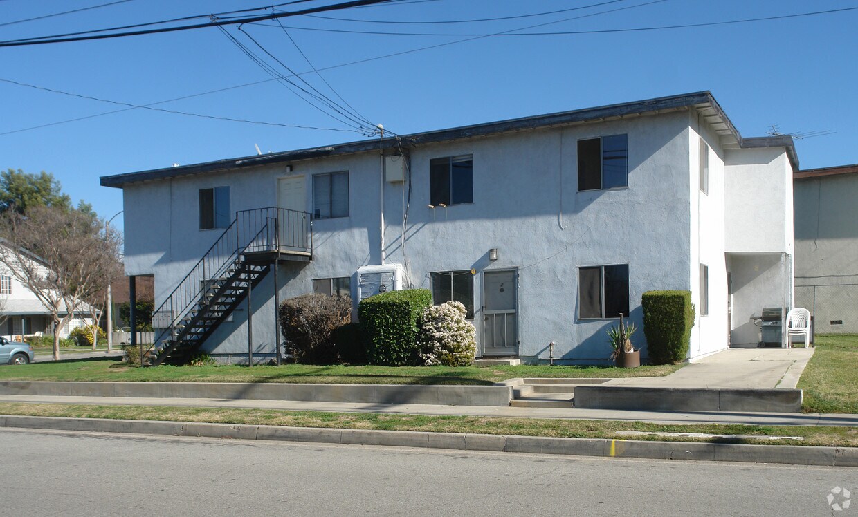 Building Photo - 302 E Italia St
