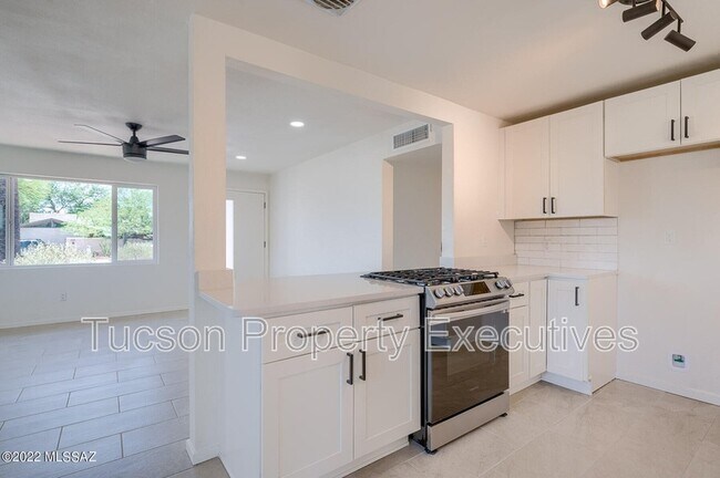 Foto del edificio - 2901 E Seneca St