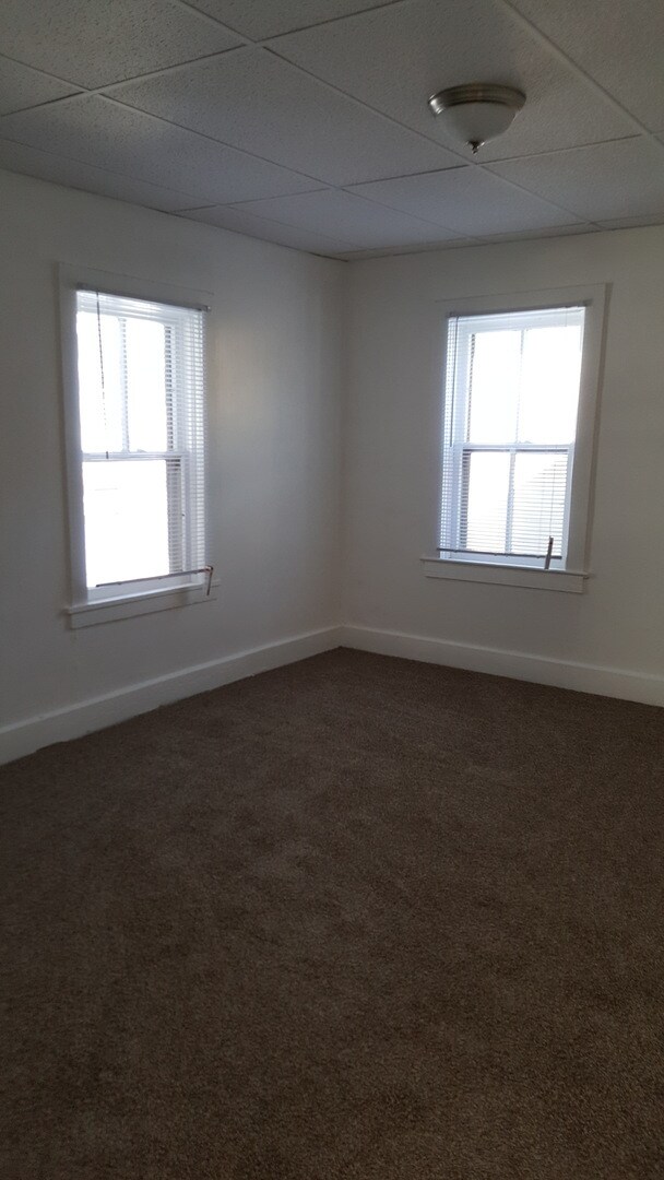 Foto del edificio - 420 3rd Ave NE