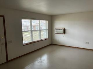 Building Photo - 559-599 N. Maple Street - 599-C/60%