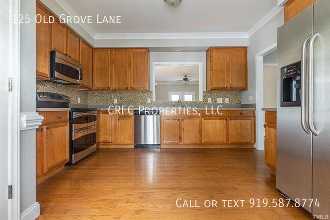 Building Photo - 125 Old Grove Ln