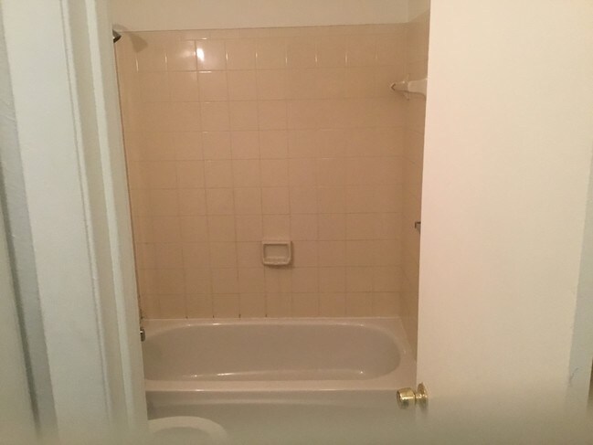 Foto del edificio - 4515 68th St W