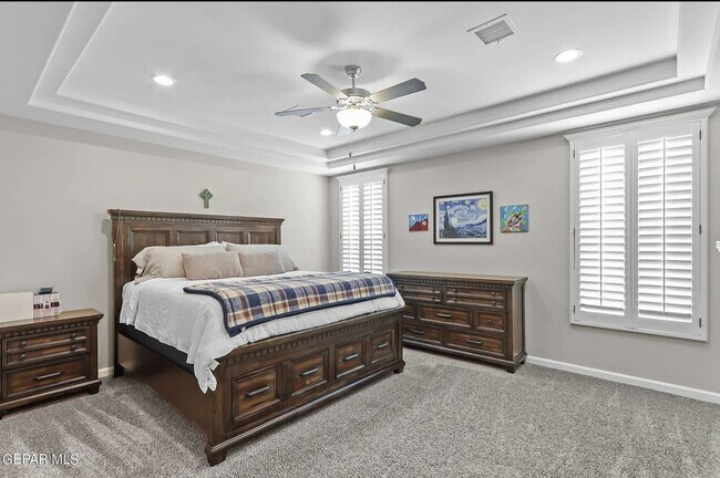 Building Photo - 265 Emerald Sun Dr