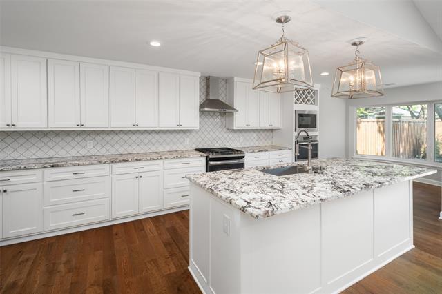 Foto del edificio - 4039 Myerwood Ln