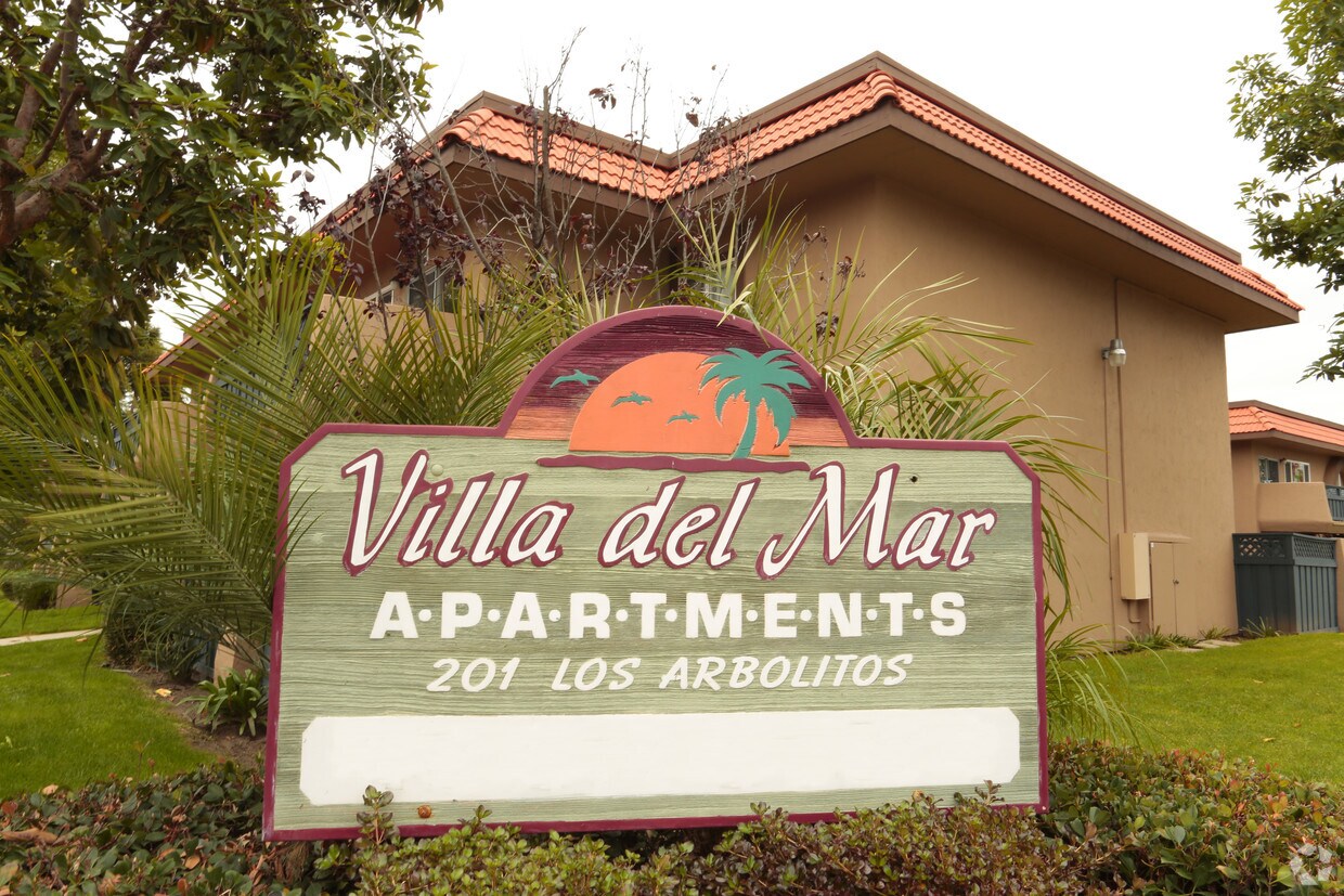 Villa Del Mar Apartments 201 Los Arbolitos Blvd Oceanside, CA
