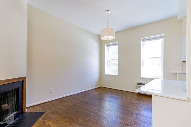 Foto del edificio - 1843 Mintwood Pl NW