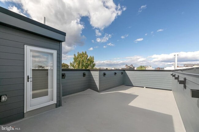 Foto del edificio - 1617 Brown St