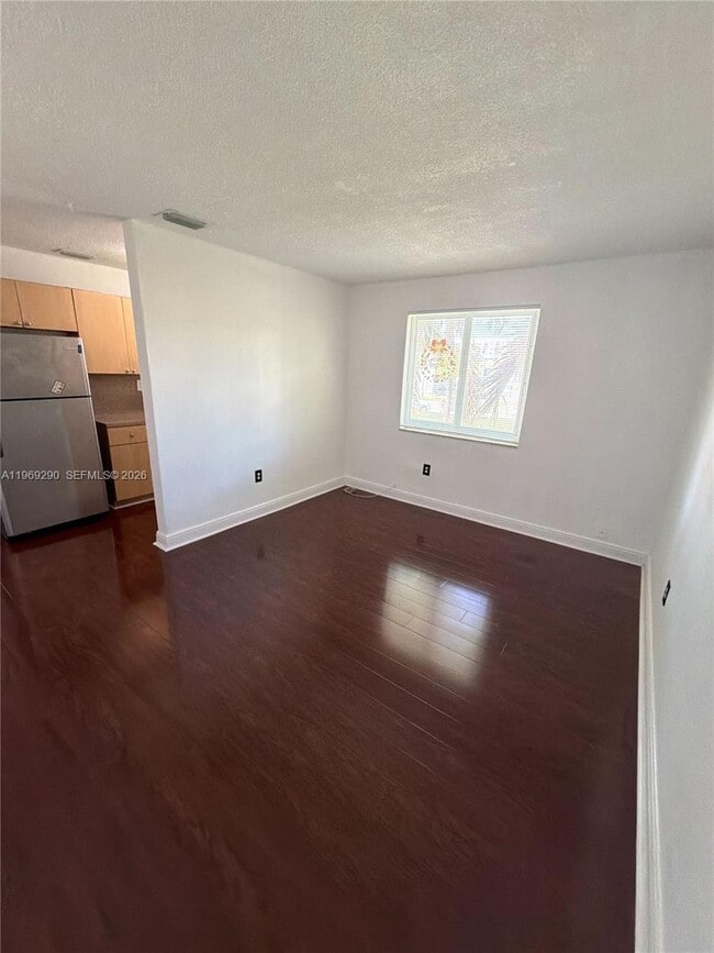 Foto del edificio - 1621 NW 16th Ave