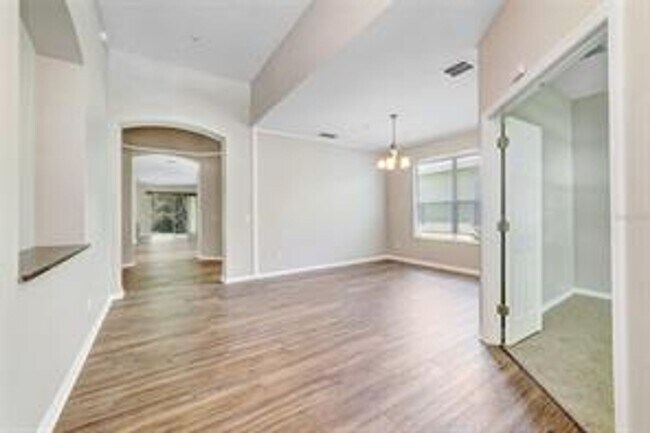 Foto del edificio - Stunning 4/3 Spacious Home with an Office ...