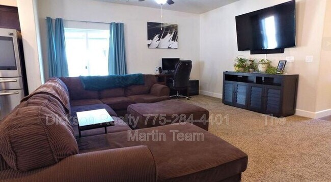 Foto del edificio - 650 White Eagle Ln