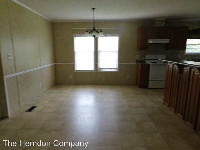 Building Photo - 3 br, 2 bath House - 8446 Old Valdosta Road