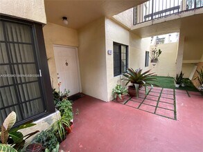 Building Photo - 8806 SW 130th Ct