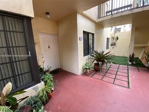 Building Photo - 8806 SW 130th Ct