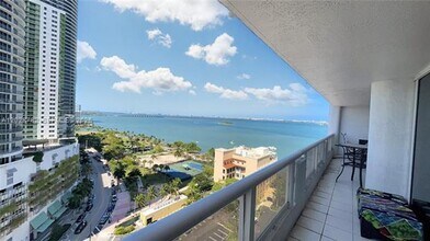 Building Photo - 1717 N Bayshore Dr